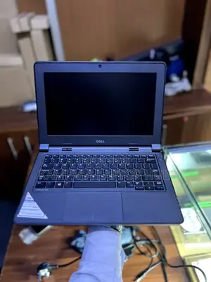Laptop Dell Latitude 11 3150 4GB Intel Celeron SSD 256GB