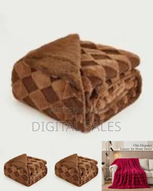Cozy Plush Faux Fur Throw Blanket