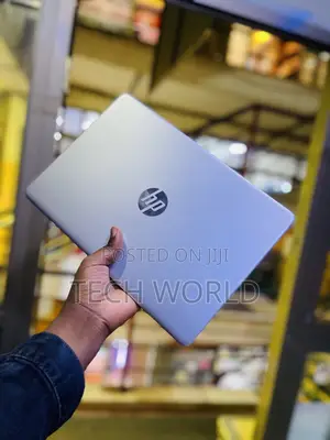 Laptop HP 14S 8GB Intel Celeron SSD 256GB