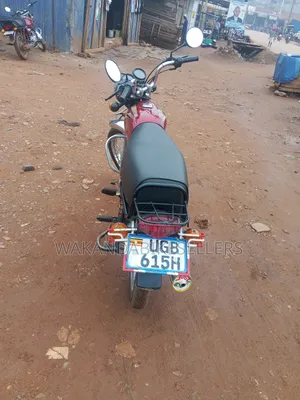Bajaj Boxer 100 2024 Red