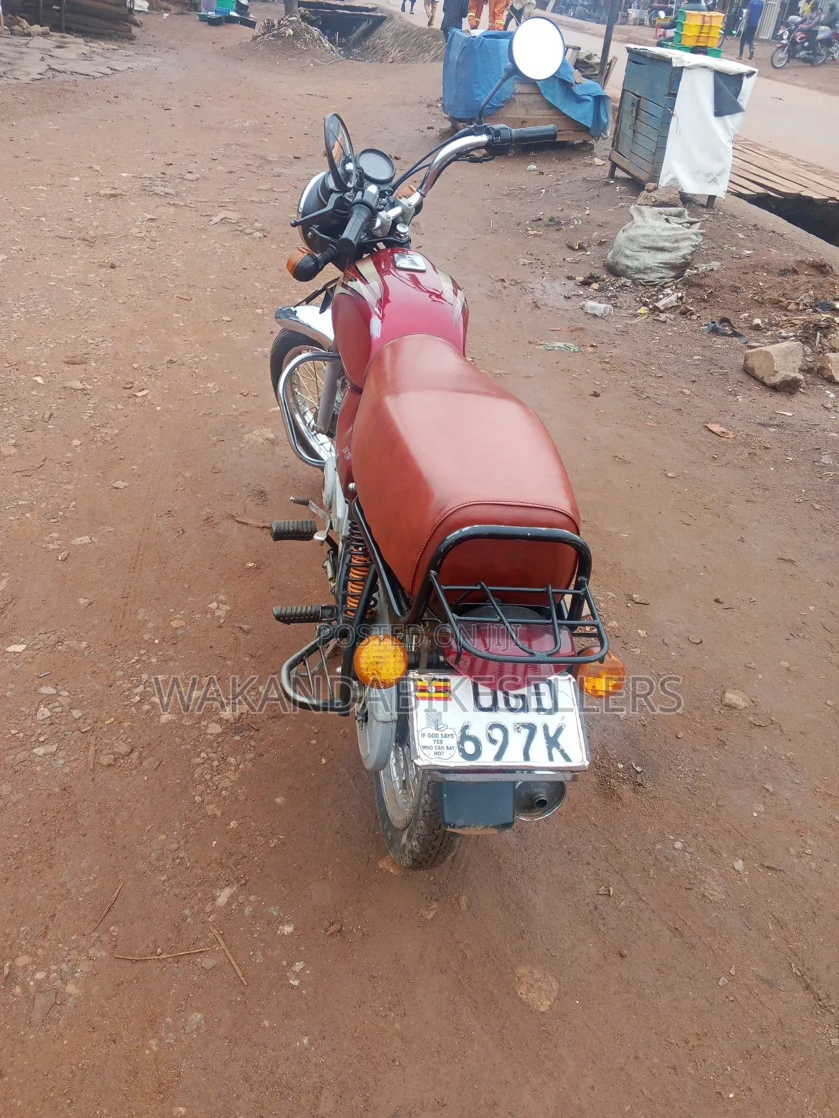Bajaj Boxer 100 2024 Red