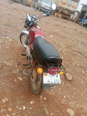 Bajaj Boxer 2023 Red