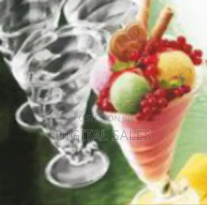 Elegant Swirl Glass Ice Cream Sundae / Dessert Dishes - Set of Six