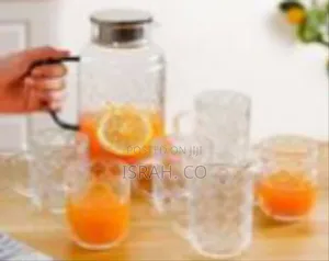 Yiliwi Elegant Glass Beverage Set: Pitcher and Mugs Gift Box