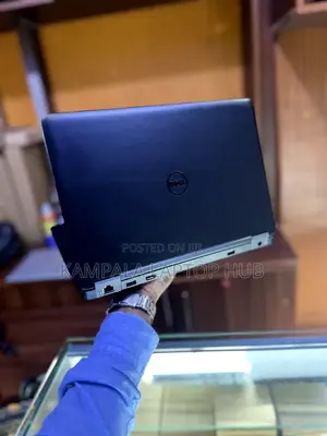 Laptop Dell Latitude 12 E5250 8GB Intel Core I5 SSD 256GB