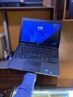 Laptop Dell Latitude 12 E5250 8GB Intel Core I7 SSD 512GB