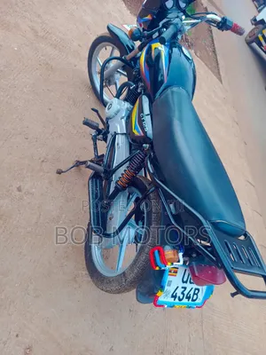 Bajaj CT 125X 2025 Black