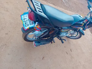 Bajaj CT 125X 2025 Black