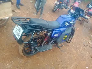 Ducati DesertX 2025 Blue