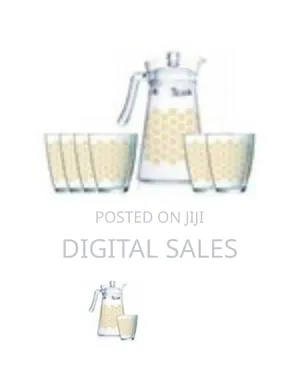 Elegant Glass Pitcher and Tumbler Set