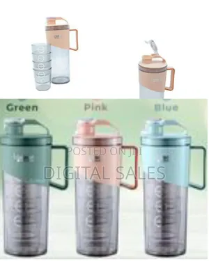 Stylish Beverage Pitcher Set With Integrated Stackable Cups