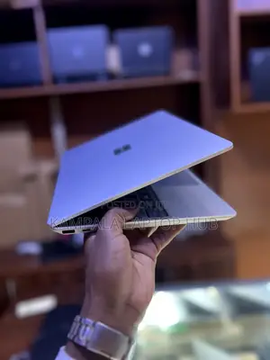 Laptop Microsoft Surface 8GB Intel Core I5 SSD 250GB