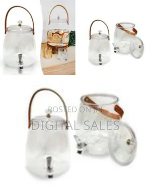 Elegant Glass Beverage Dispenser With Carrying Handle