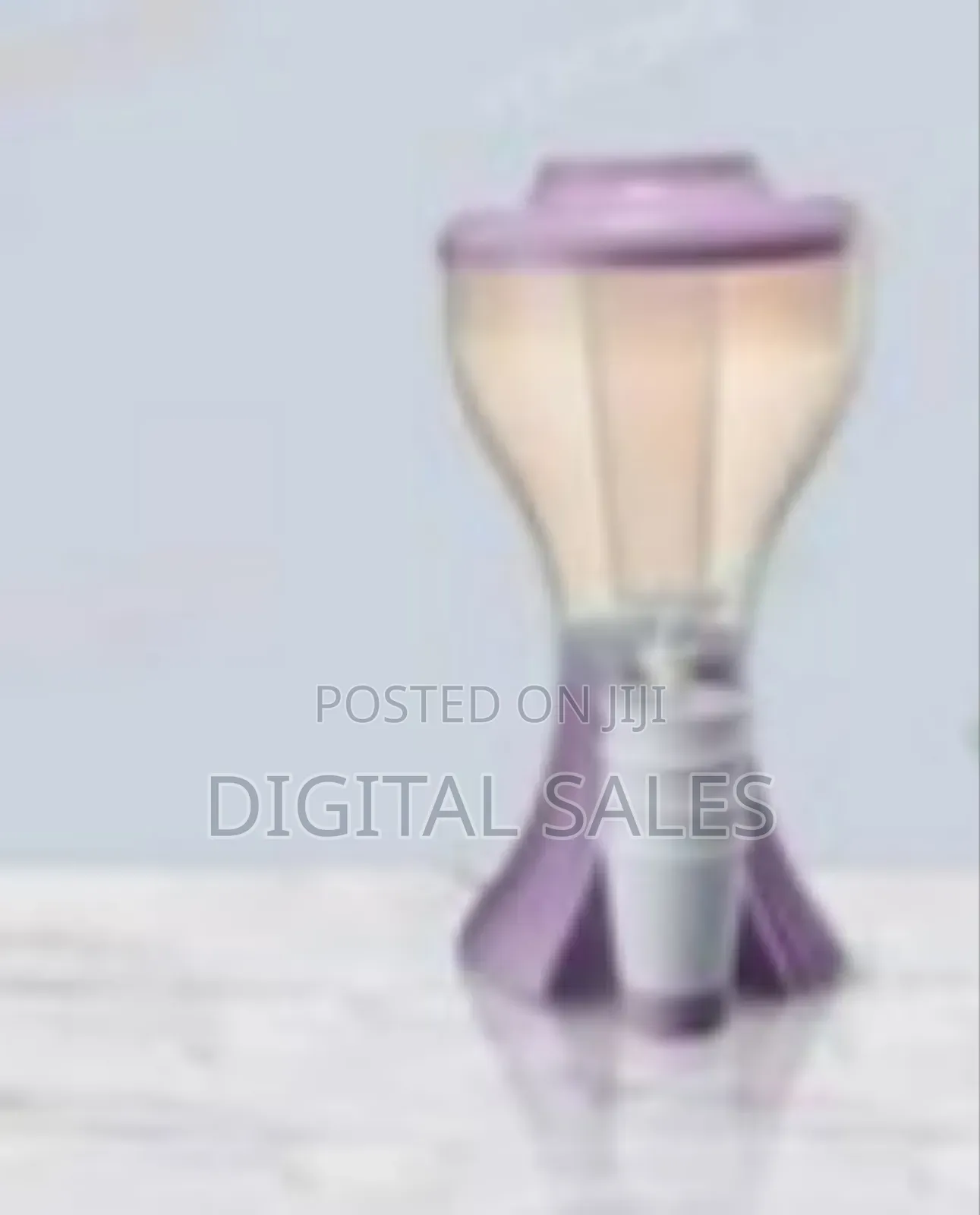 Stylish Beverage Dispenser With Integrated Cooling Chamber