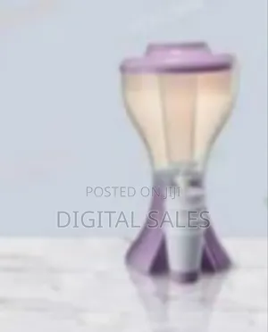 Stylish Beverage Dispenser With Integrated Cooling Chamber