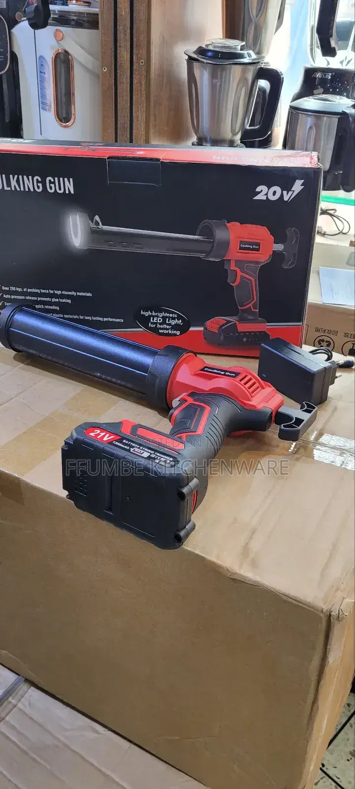 Cordless Caulking Gun
