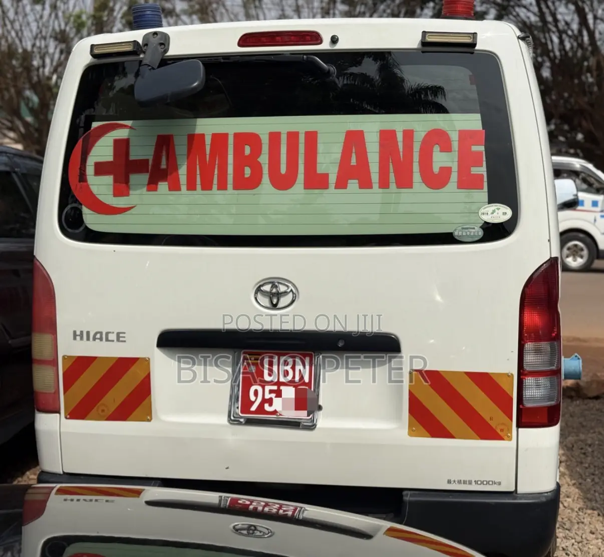 Toyota HiAce 2015 White