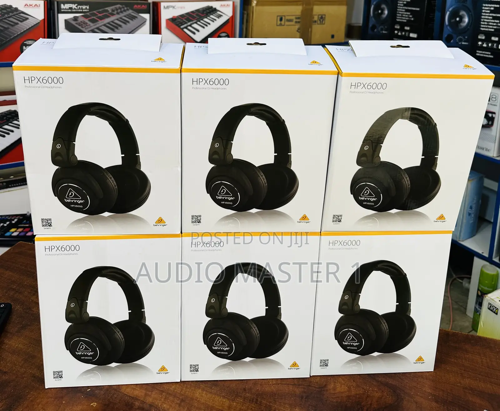 Behringer Hpx6000