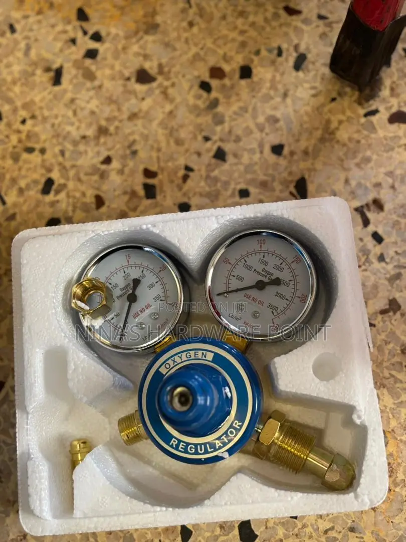 Oxygen Regulator