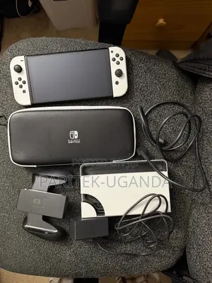 Gently Used Nintendo Switch Oled White