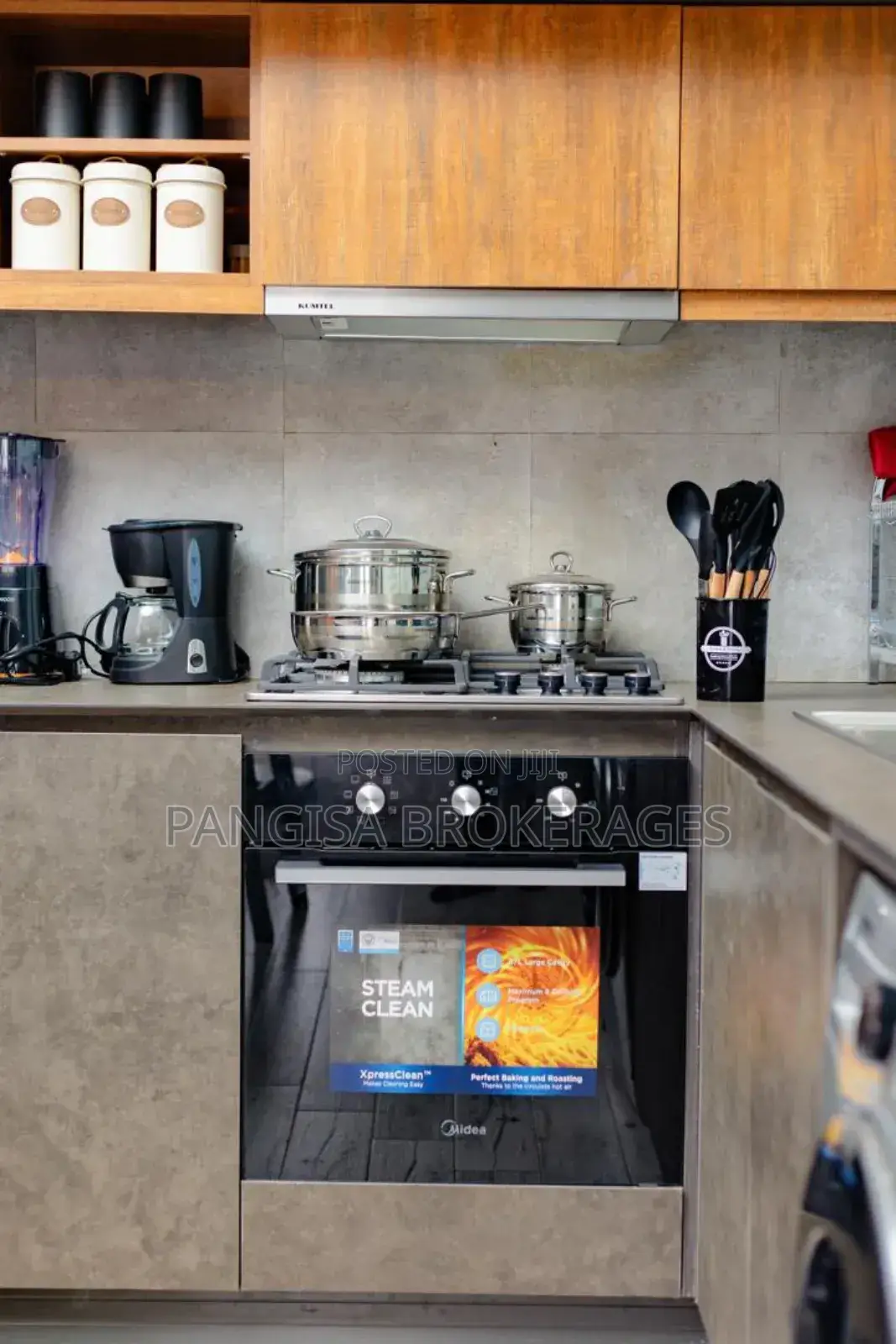 Furnished Airbnb Kyanja