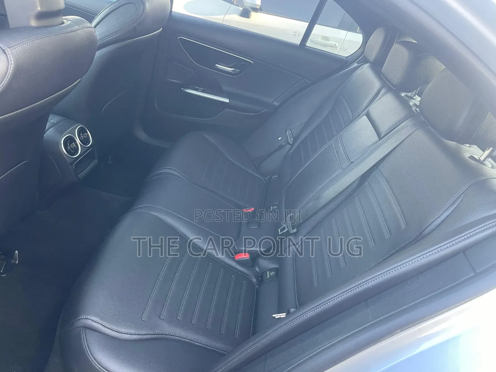 Mercedes-Benz C200 2024 Silver