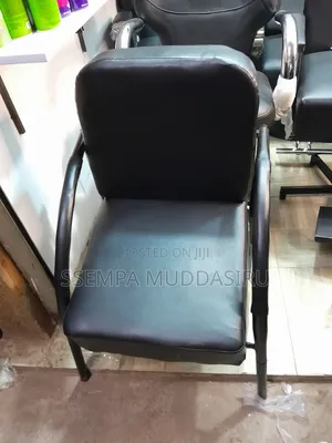 Improved Salon Styling Chair