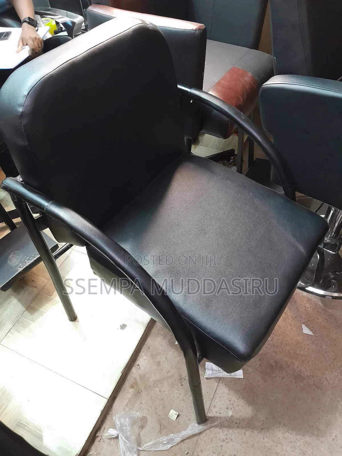Improved Salon Styling Chair