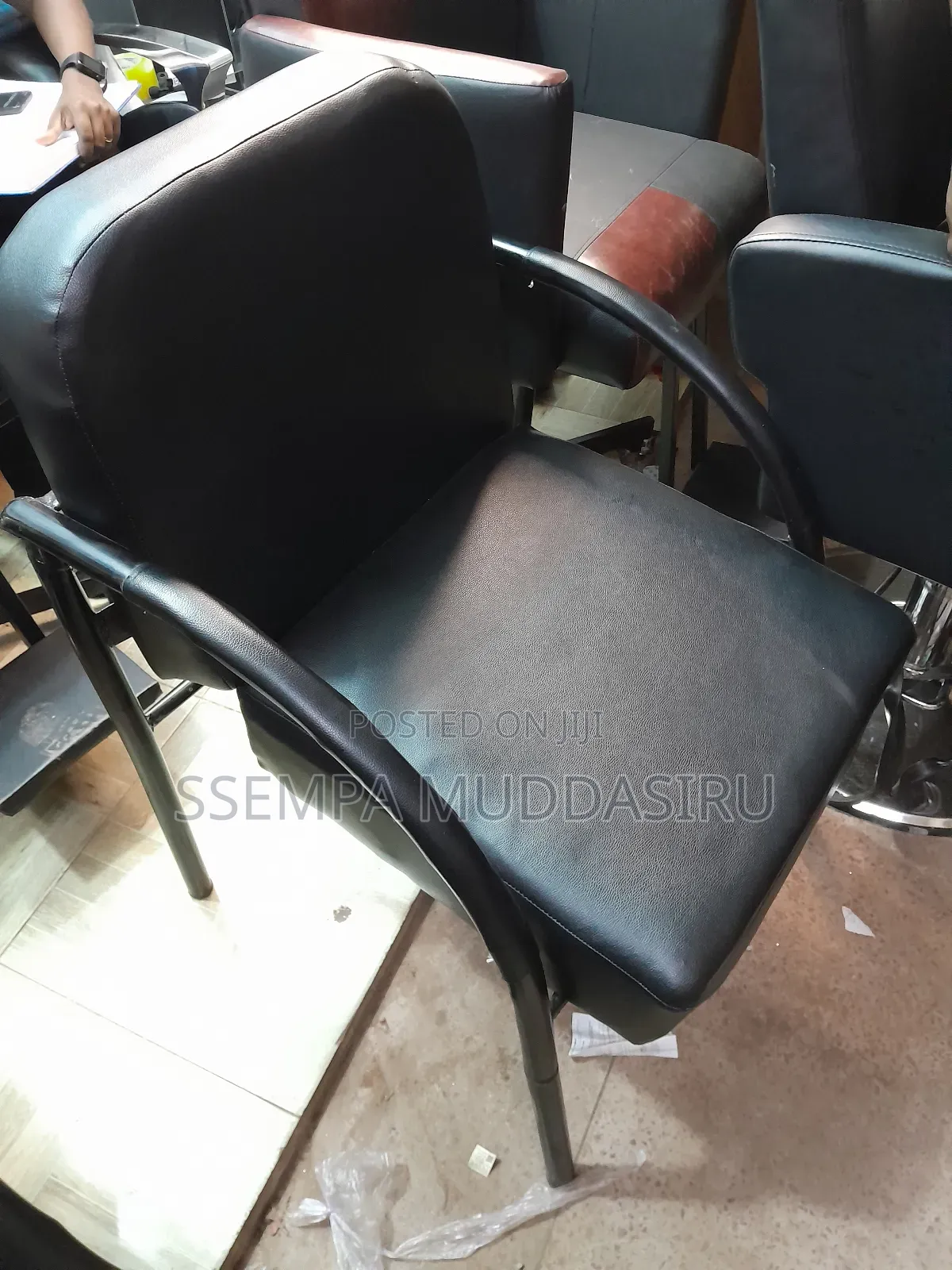 Improved Salon Styling Chair