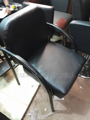 Improved Salon Styling Chair