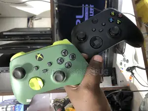 Xbox Series Colored Controllers