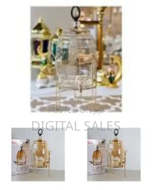 Glass Beverage Dispenser With a Stand