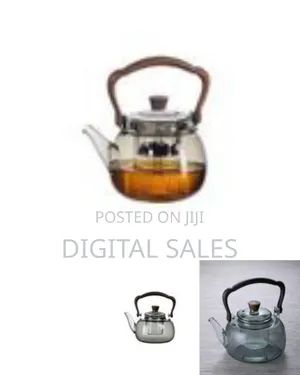 Elegant Glass Teapot With Built-in Infuser And Wood-style Handle