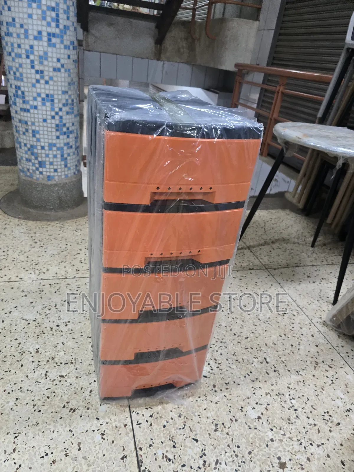 Plastic Salon Trolley 5cabins