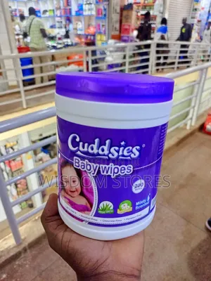 Cuddsies Baby Wipes.