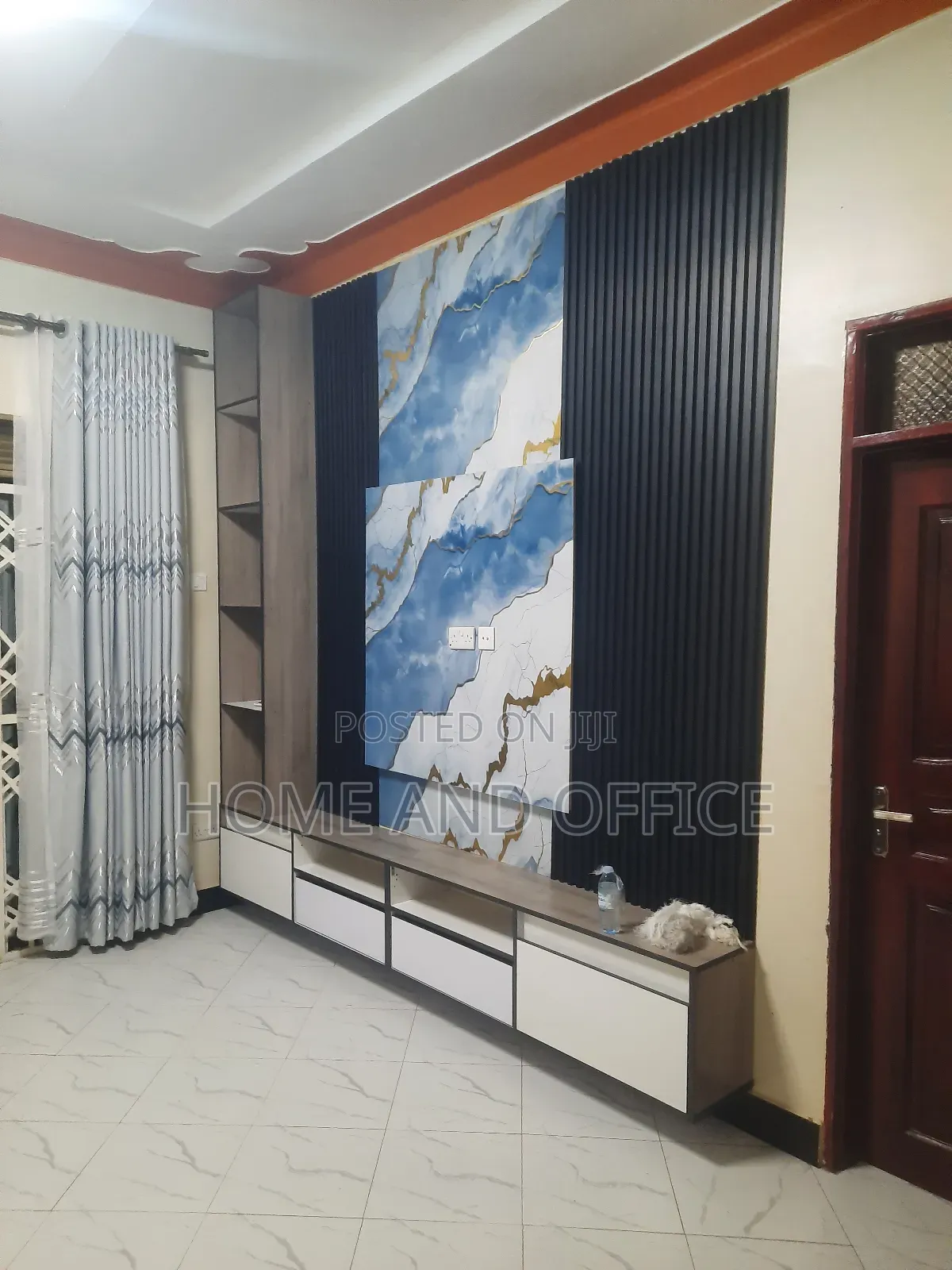 Simple Home Wall Unit