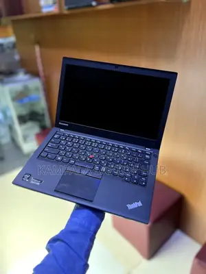 Laptop Lenovo ThinkPad X250 8GB Intel Core I5 HDD+SSD 256GB