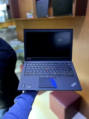 Laptop Lenovo ThinkPad X250 8GB Intel Core I5 HDD 1T