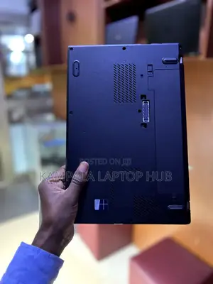 Laptop Lenovo ThinkPad X250 8GB Intel Core I7 HDD 1T