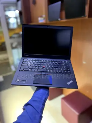Laptop Lenovo ThinkPad X250 16GB Intel Core I5 HDD+SSD 512GB