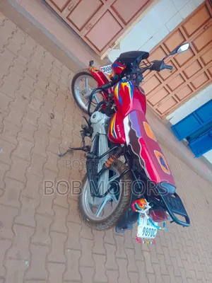 Bajaj CT 125X 2025 Red