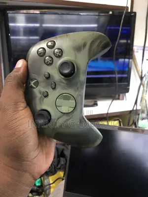 Xbox Series Controllers