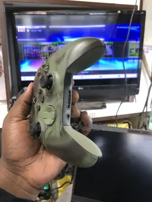 Xbox Series Controllers