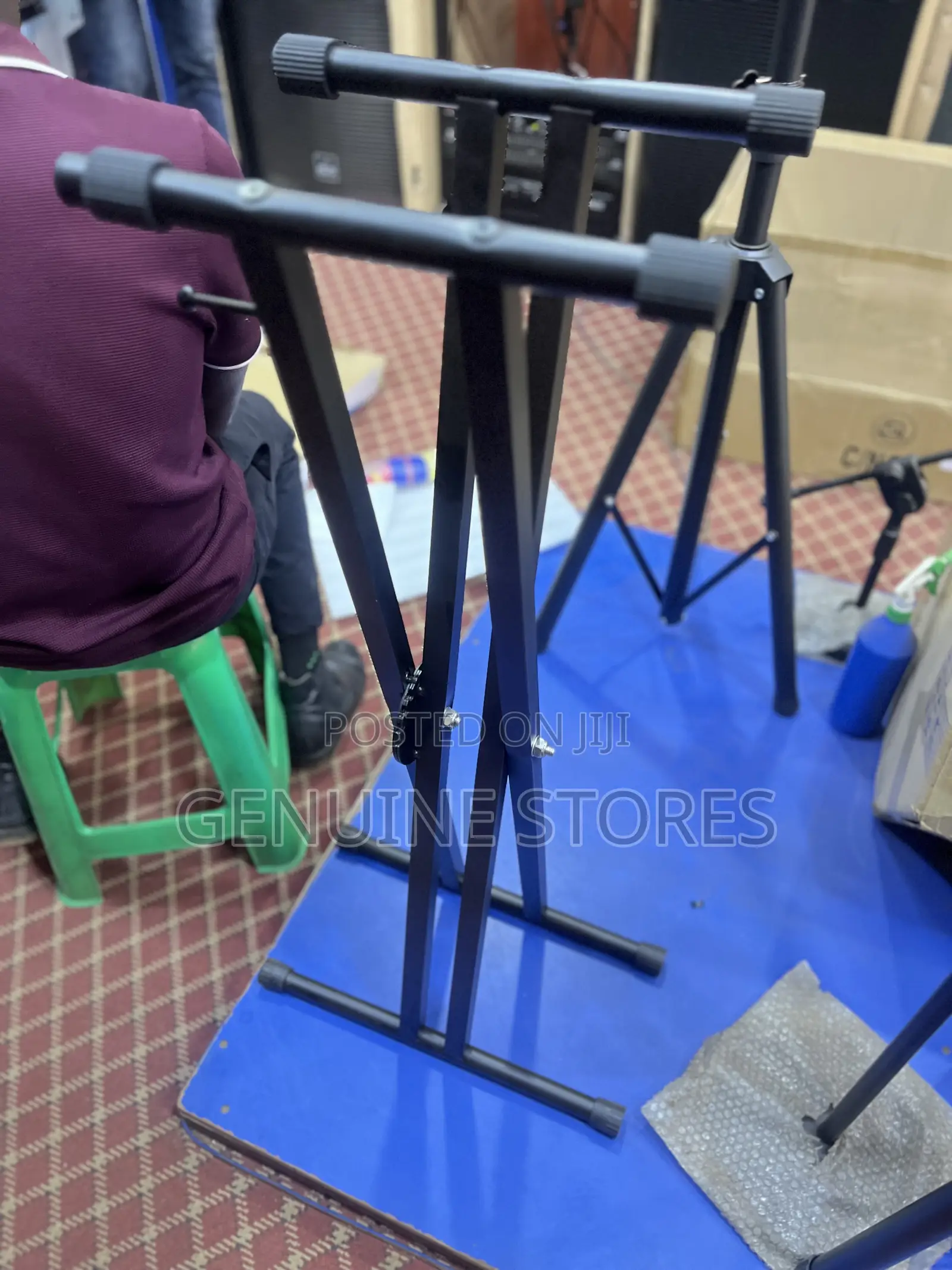Keyboard Metallic Stand