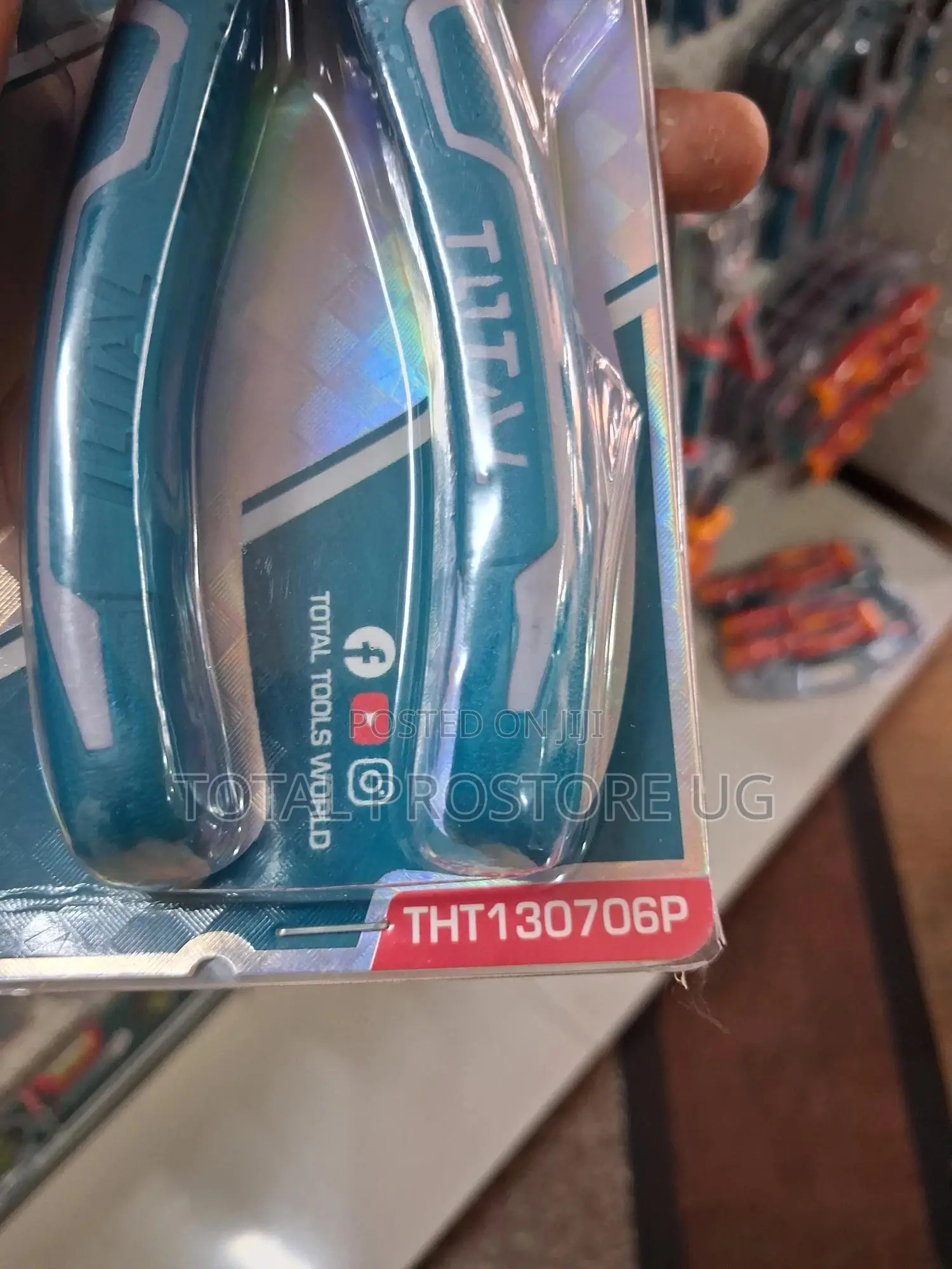 Diagonal Cutting Pliers 180mm (7").
