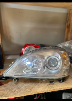 Mercedes Ml W163 Headlights