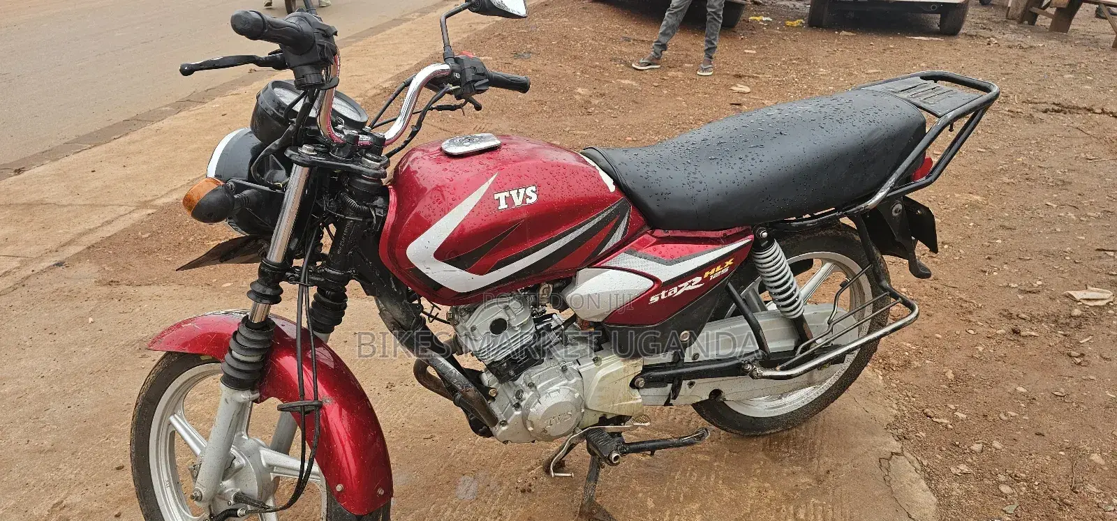 TVS HLX 125 2022 Red