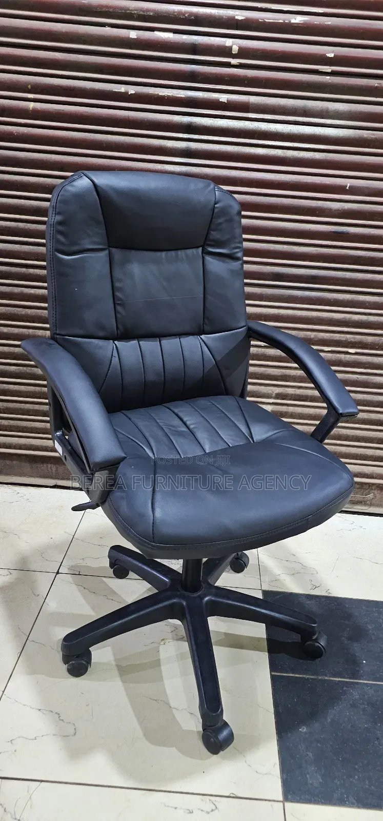 Excellent Office Leather (Performance)