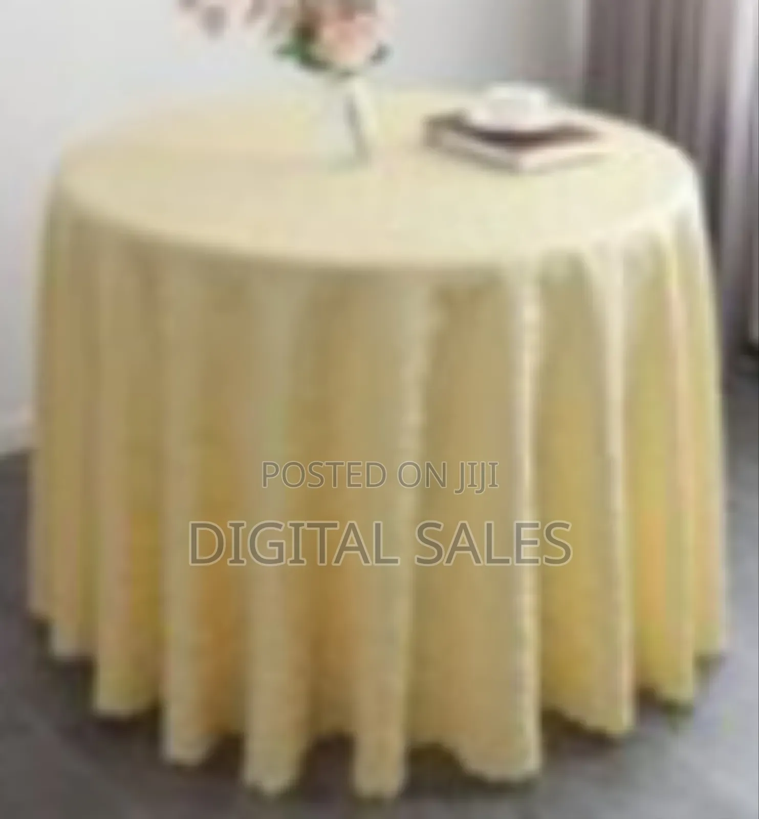 Elegant 3-Metre Round Tablecloth With a Decorative Pattern - Beige