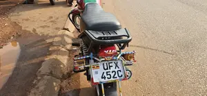 TVS HLX 125 2022 Red